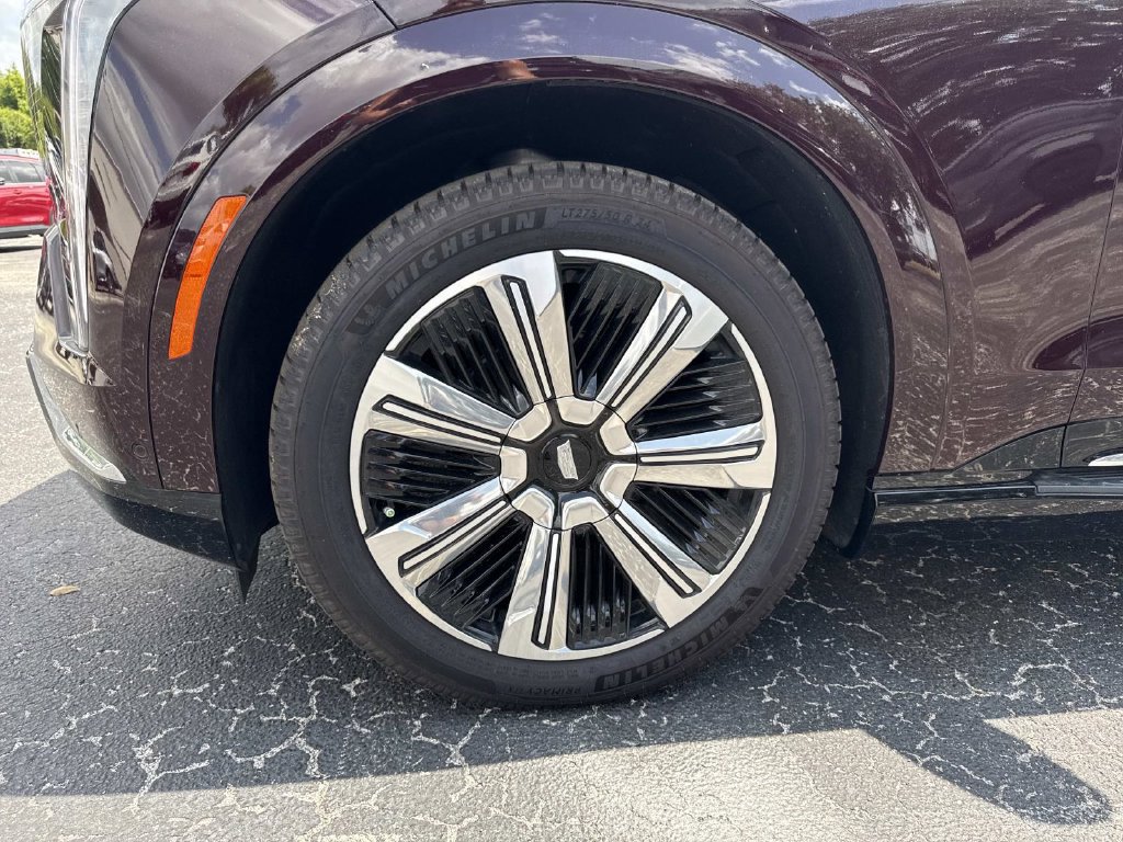 New 2025 Cadillac Escalade IQ Luxury 1 w/ Smart Trailering package AWD/4WD image 10