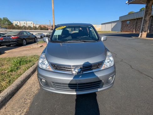 Used 2011 Nissan Versa SL w/ Premium Pkg image 2