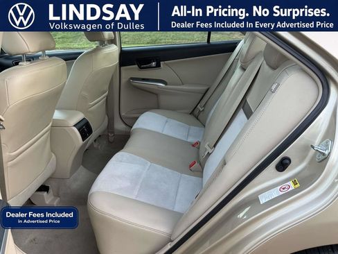 Used 2012 Toyota Camry XLE w/ Leather Pkg FWD image 14