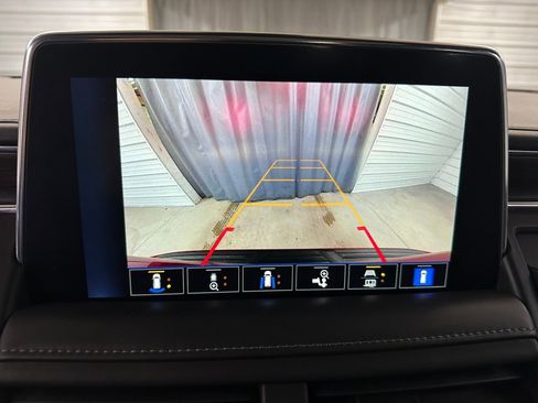 Certified 2022 Chevrolet Tahoe LT w/ LT Signature Package image 16