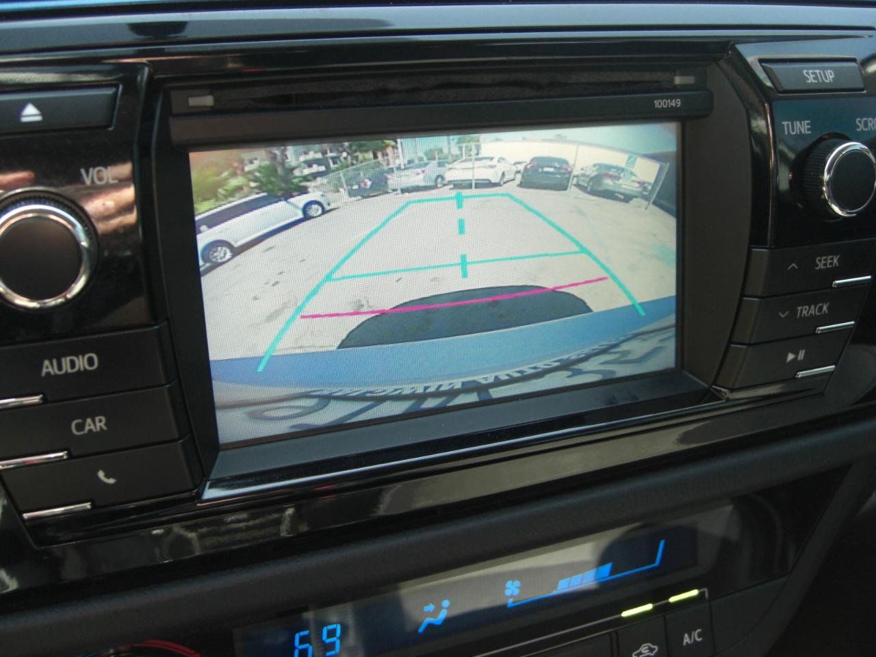 Used 2015 Toyota Corolla S FWD image 22