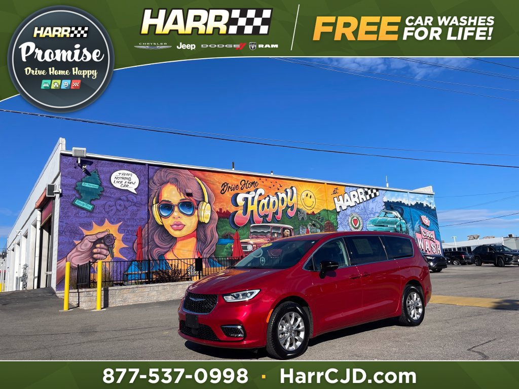Used 2024 Chrysler Pacifica Touring-L AWD/4WD 360° Tour