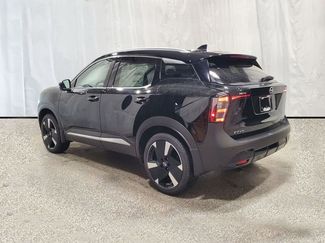 Used 2025 Nissan Kicks SR video 3