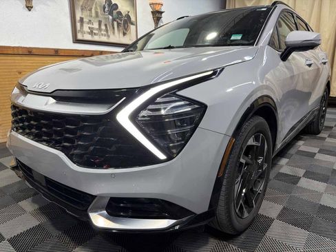 Used 2023 Kia Sportage SX image 5