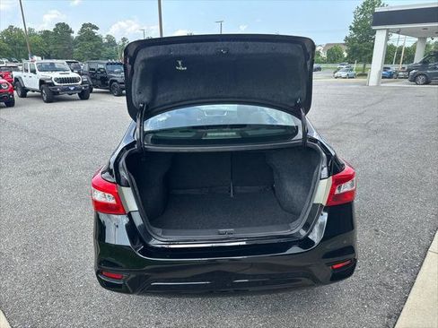 Used 2018 Nissan Sentra S FWD image 16