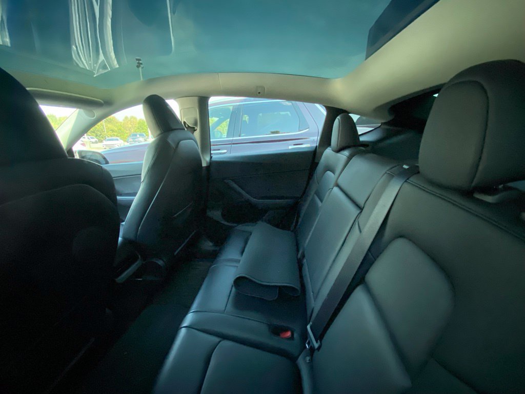 Used 2022 Tesla Model Y Long Range AWD/4WD image 7