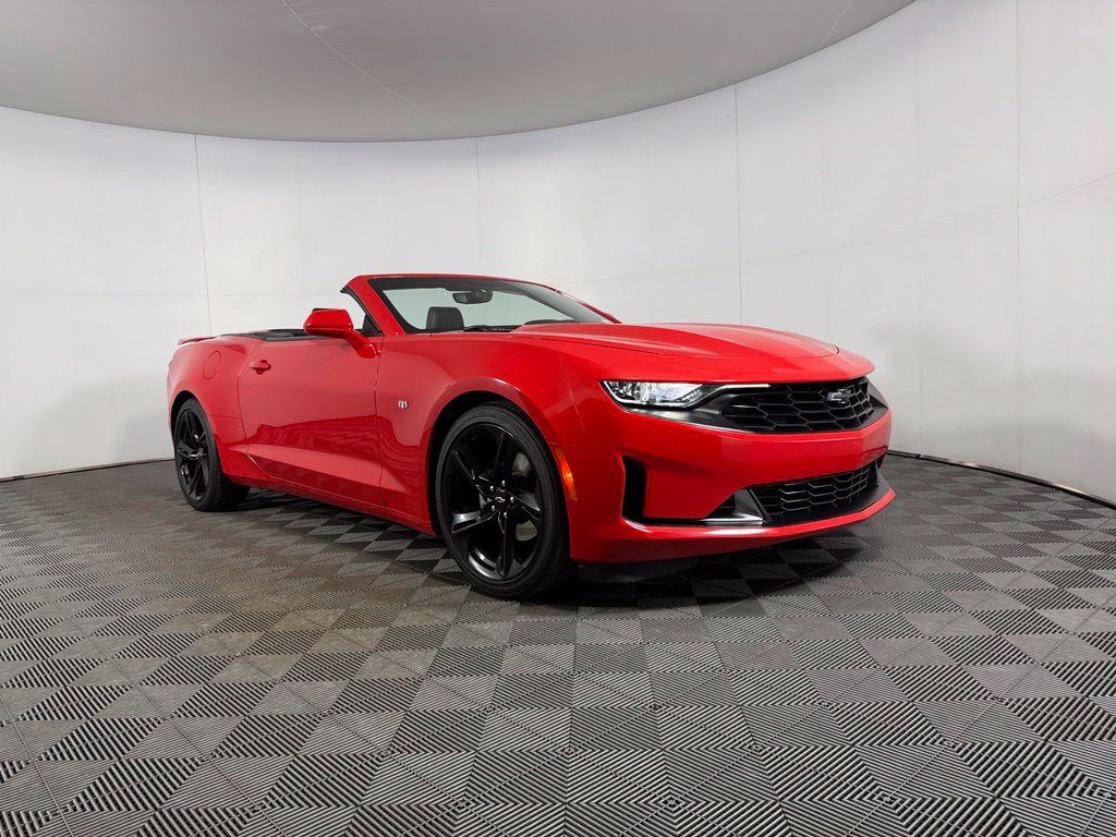 Used 2024 Chevrolet Camaro LT w/ RS Package RWD image 7