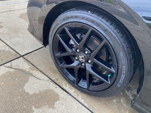 Used 2024 Honda Civic Sport image 25