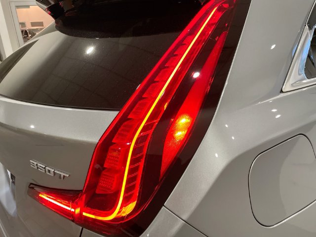 Certified 2025 Cadillac XT4 Premium Luxury w/ Cold Weather Package FWD image 13