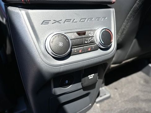 Used 2025 Ford Explorer ST AWD/4WD image 27