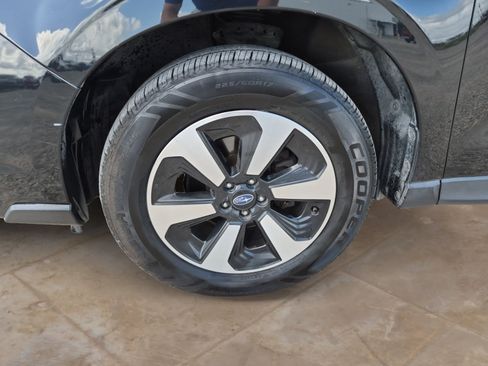 Used 2017 Subaru Forester 2.5i Premium w/ All-Weather Package AWD/4WD image 28
