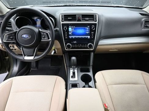 Used 2018 Subaru Outback 2.5i Premium AWD/4WD image 14