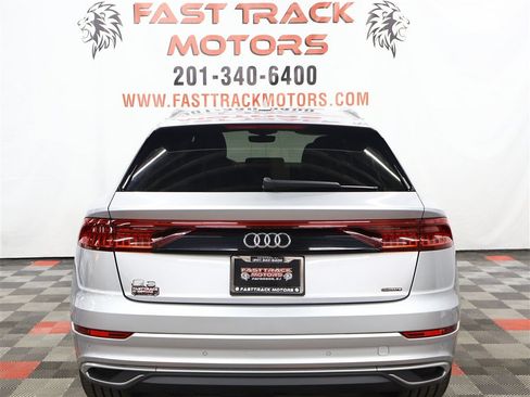 Used 2019 Audi Q8 Premium Plus w/ Premium Plus AWD/4WD image 5