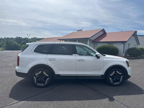 Used 2025 Kia Telluride S AWD/4WD image 11