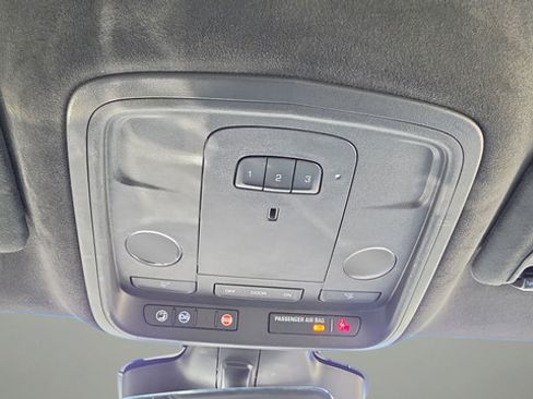 Used 2016 Cadillac ELR FWD image 16