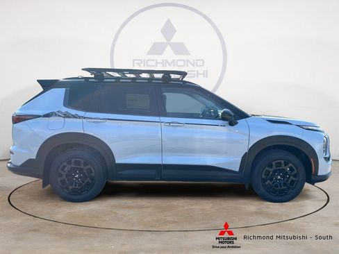 New 2026 Mitsubishi Outlander Trail Edition AWD/4WD image 2