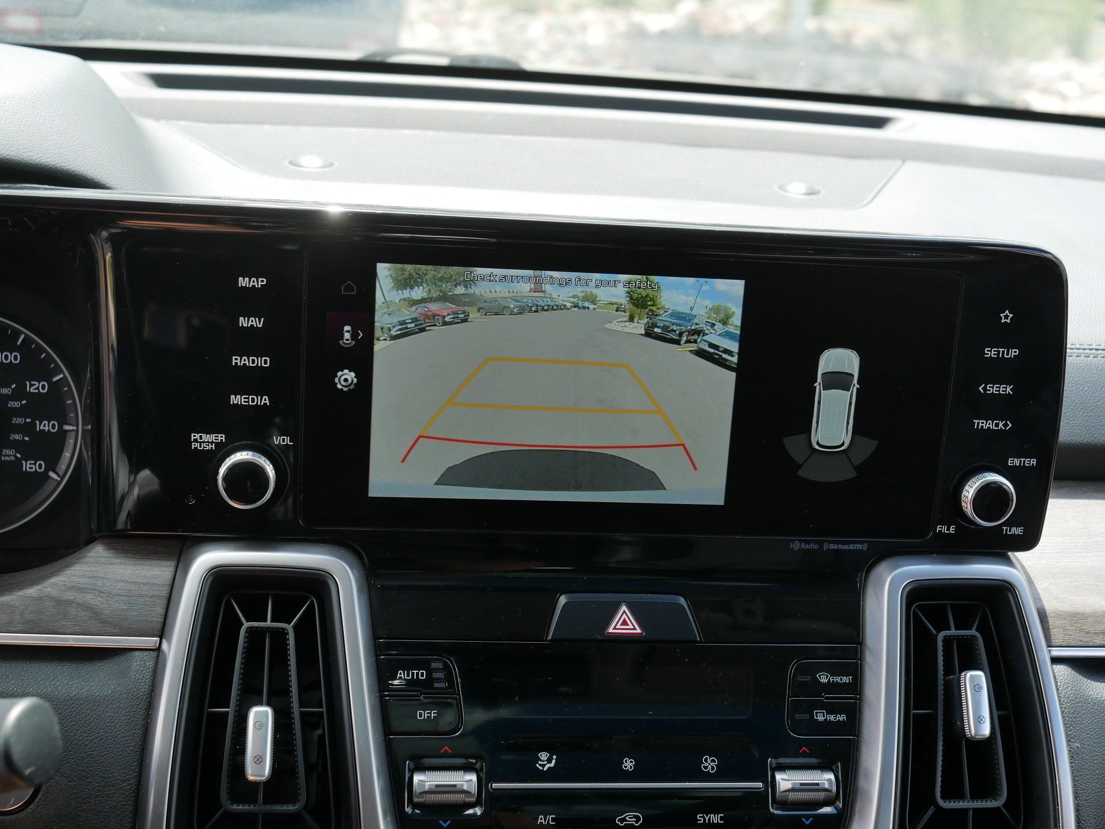 Used 2023 Kia Sorento S w/ Panoramic Sunroof Package AWD/4WD image 28