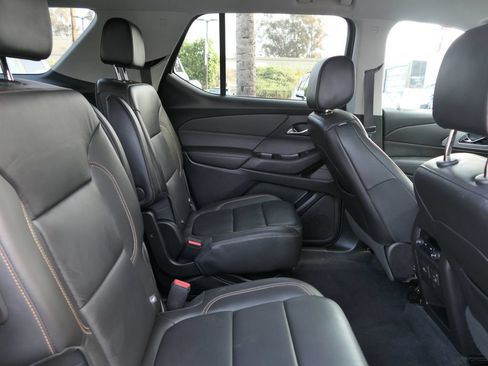 Used 2020 Chevrolet Traverse RS FWD image 25