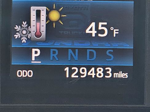 Used 2014 Toyota Tundra Limited w/ Limited Premium Package image 24