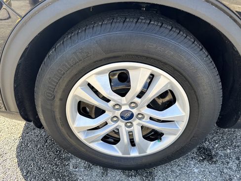 Used 2020 Ford Escape S image 9