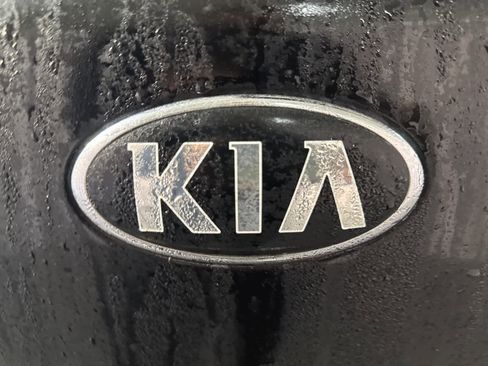 Used 2017 Kia Soul ! w/ Tech Package image 12