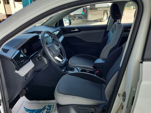 Used 2023 Volkswagen Taos S image 13