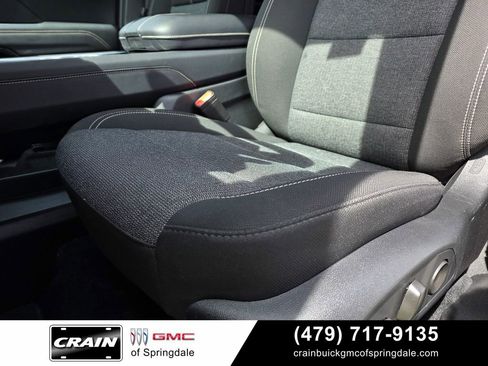 Used 2025 GMC Acadia Elevation FWD image 22