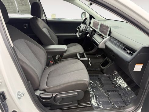 Certified 2024 Hyundai Ioniq 5 SEL image 19