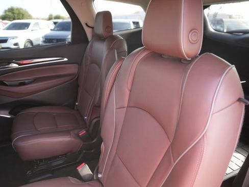 Used 2018 Buick Enclave Avenir w/ Avenir Technology Package image 14