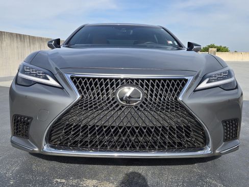 Certified 2023 Lexus LS 500 w/ Accessory Package (Z2) RWD image 14