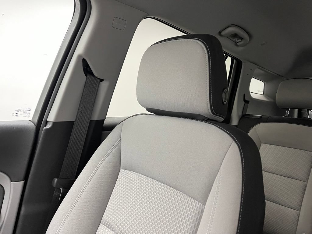 Used 2024 GMC Terrain SLE FWD image 37