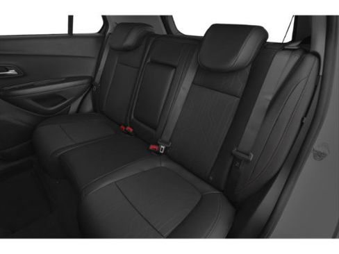 Used 2020 Chevrolet Trax LT w/ Driver Confidence Package FWD image 16