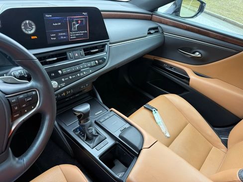 Used 2022 Lexus ES 350 w/ Premium Package image 33