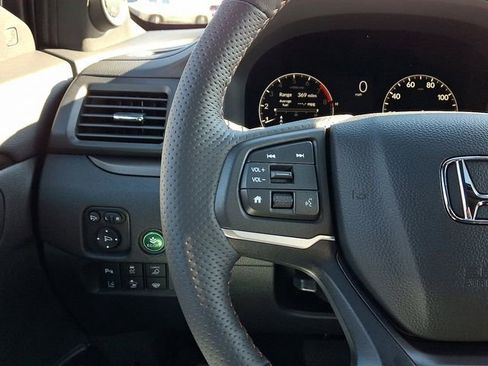 Used 2025 Honda Ridgeline TrailSport+ image 21