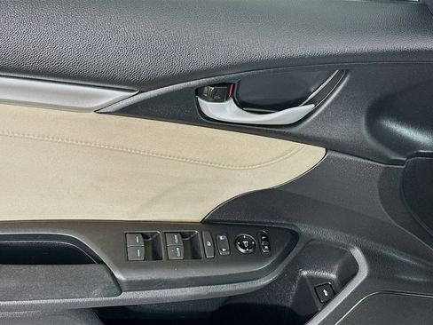 Used 2021 Honda Civic EX image 15