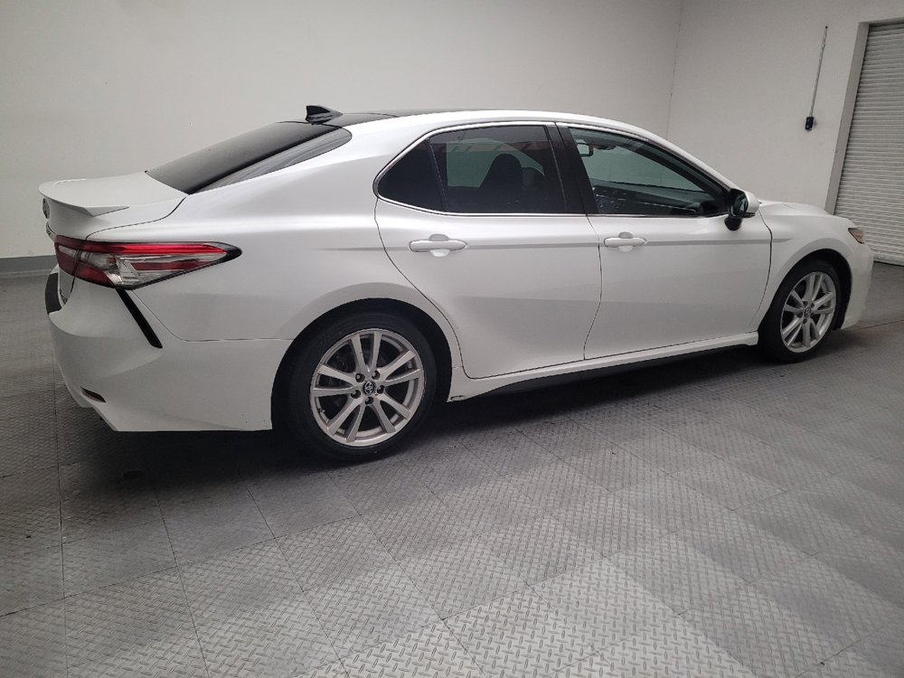 Used 2019 Toyota Camry XSE FWD image 10