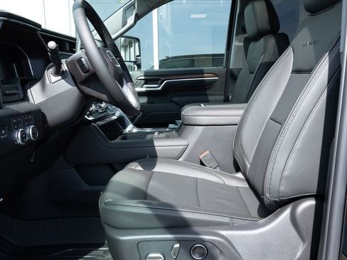 New 2026 GMC Sierra 2500 Denali w/ Technology Package AWD/4WD image 28