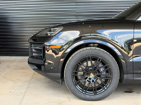 New 2026 Porsche Cayenne AWD/4WD image 43