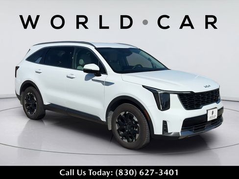 Used 2025 Kia Sorento S FWD image 1