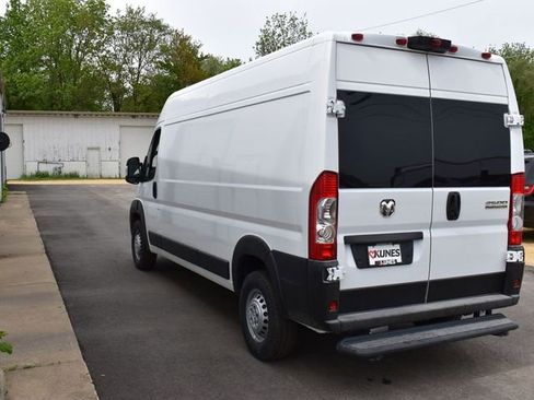 New 2025 RAM ProMaster 2500 w/ Convenience Group image 17