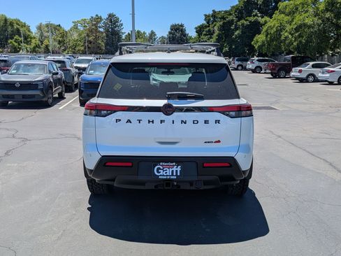 New 2026 Nissan Pathfinder Rock Creek AWD/4WD image 5