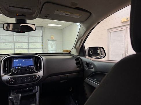 Used 2020 Chevrolet Colorado LT AWD/4WD image 23