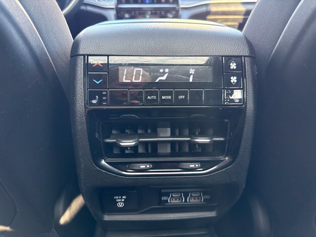 Used 2021 Jeep Grand Cherokee L Limited AWD/4WD image 21