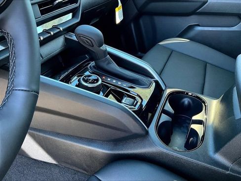 New 2026 Chevrolet Colorado Trail Boss AWD/4WD image 12