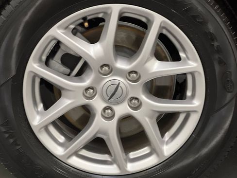 Used 2025 Chrysler Pacifica Select FWD image 76