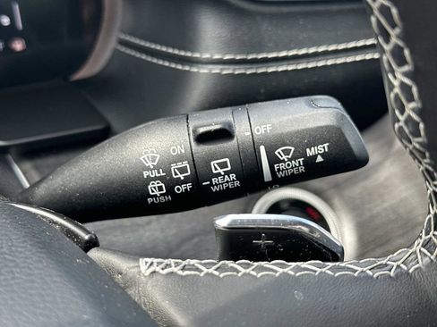 Used 2021 Jeep Grand Cherokee L Limited AWD/4WD image 26