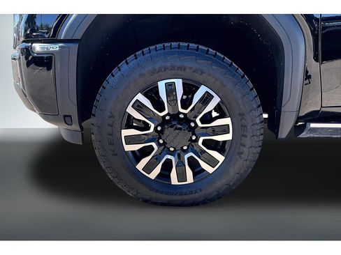 Used 2024 GMC Sierra 3500 Denali Ultimate AWD/4WD image 35