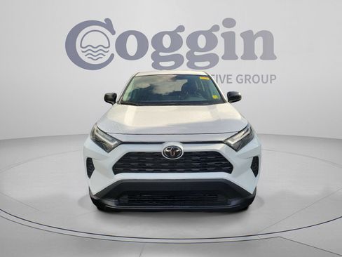 Used 2025 Toyota RAV4 LE FWD image 8