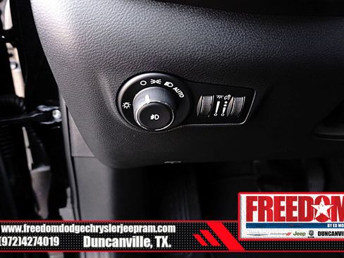 New 2026 Jeep Compass Latitude image 27