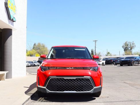 Used 2024 Kia Soul LX w/ Option Group 015 image 16